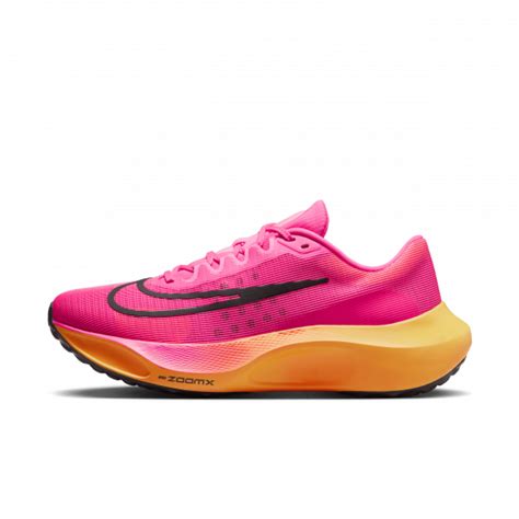 nike zoom schwarz pink|pink Nike Zoom running shoes.